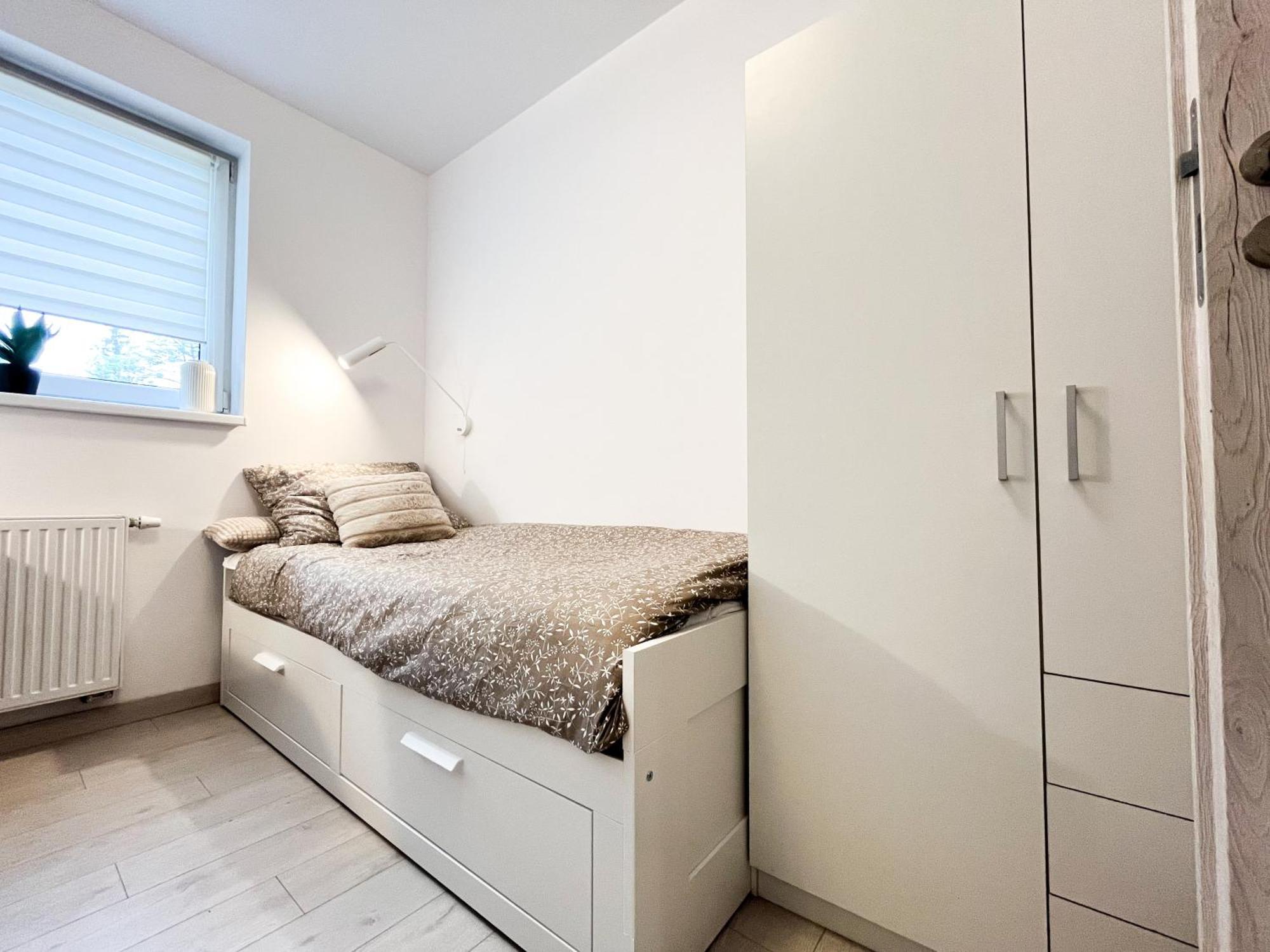 Apartmán Walk To Park, Modern 2Bd Kitchen! Balcony, Parking Vratislav Exteriér fotografie